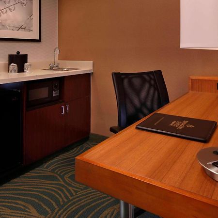 Springhill Suites By Marriott Waterford / Mystic Нью-Лондон Екстер'єр фото