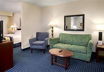 Springhill Suites By Marriott Waterford / Mystic Нью-Лондон Екстер'єр фото